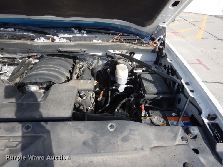 image for item HS9932 2014 Chevrolet Silverado  1500  Crew Cab pickup truck