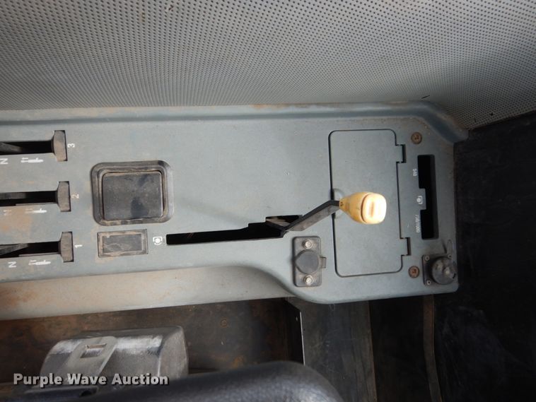 image for item HS9952 2000 Case IH CX80  MFWD tractor