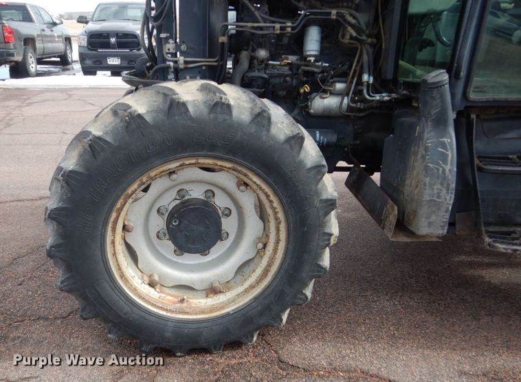 image for item HS9952 2000 Case IH CX80  MFWD tractor