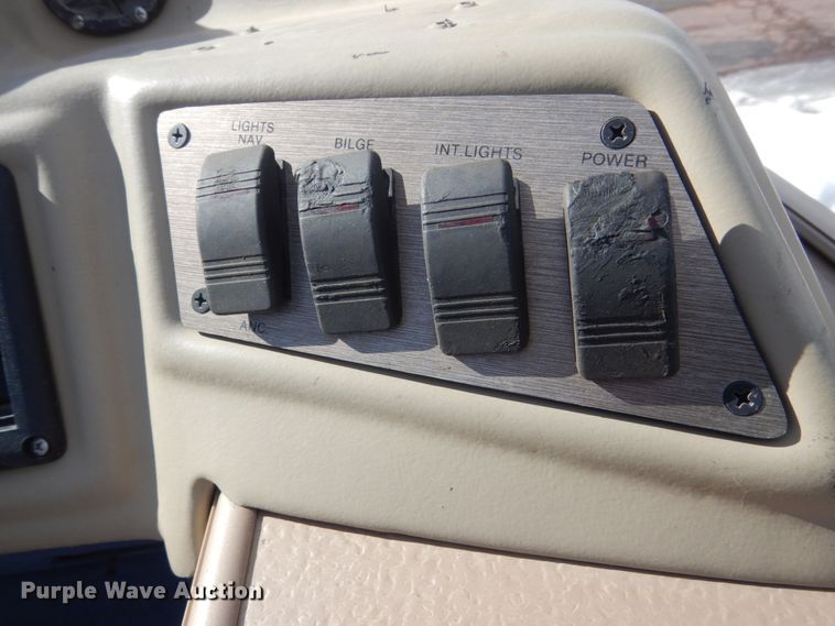 image for item HS9954 Lund Pro-V 1775  boat