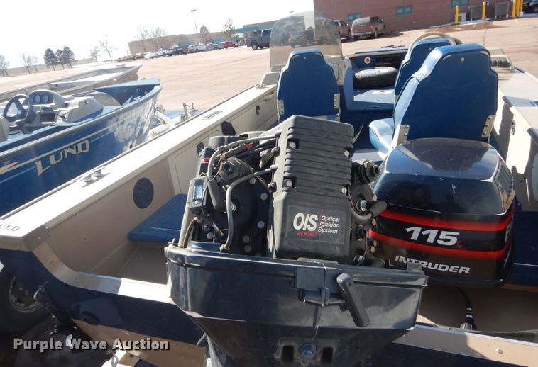 image for item HS9954 Lund Pro-V 1775  boat