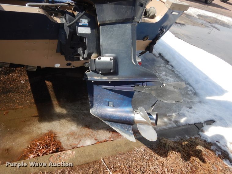 image for item HS9954 Lund Pro-V 1775  boat