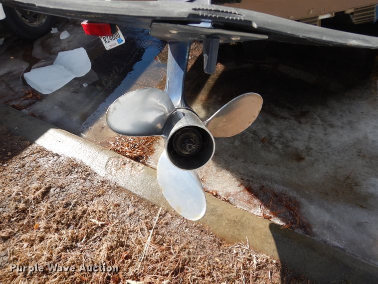 image for item HS9954 Lund Pro-V 1775  boat