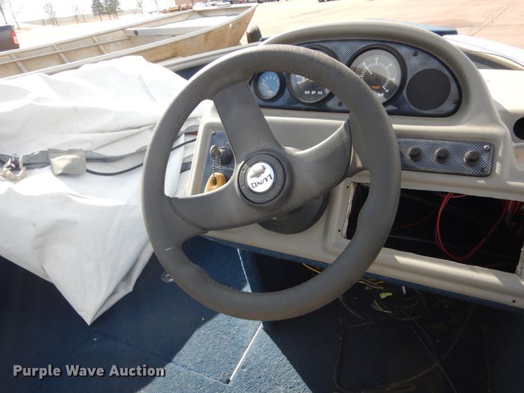 image for item HS9955 Lund Explorer 1700  boat