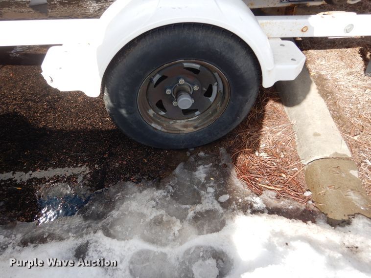 image for item HS9955 Lund Explorer 1700  boat