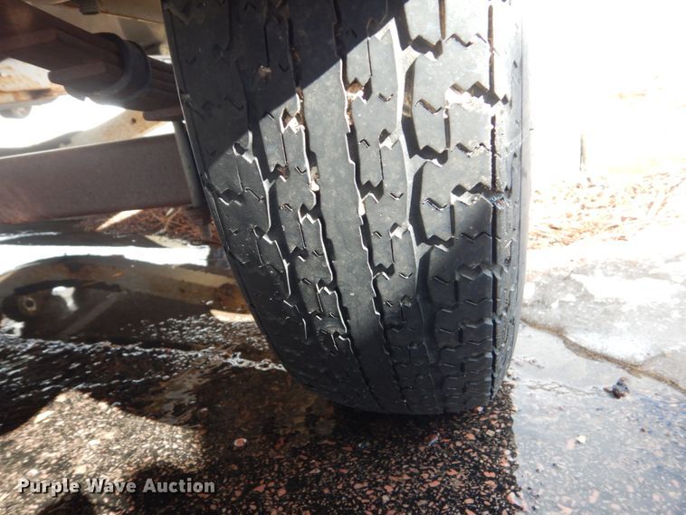 image for item HS9955 Lund Explorer 1700  boat