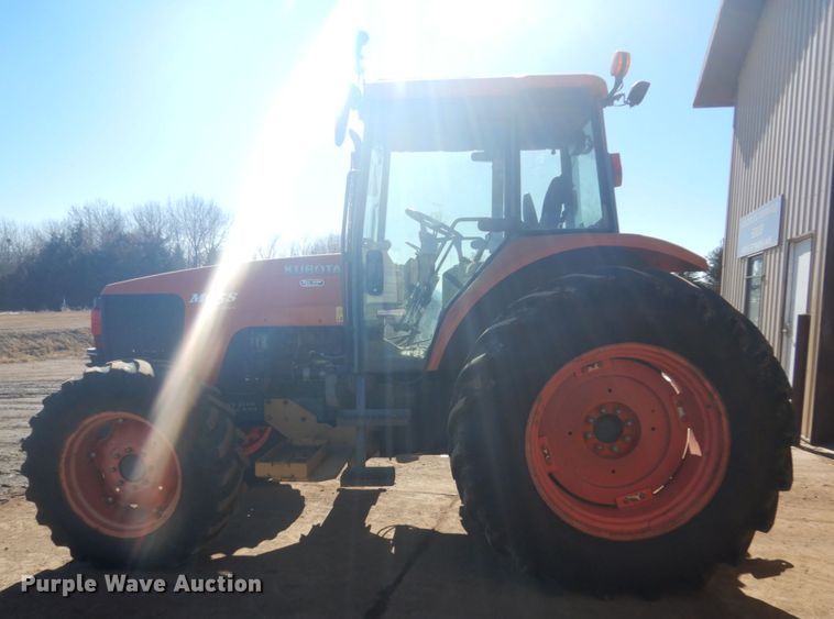 image for item HS9958 Kubota M95S  MFWD tractor