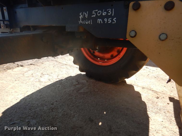 image for item HS9958 Kubota M95S  MFWD tractor