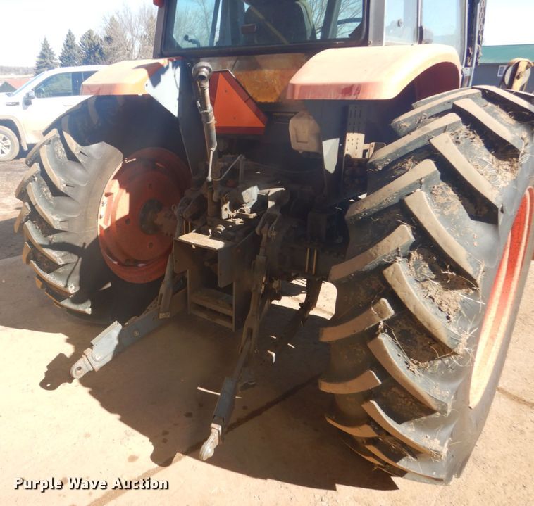 image for item HS9958 Kubota M95S  MFWD tractor