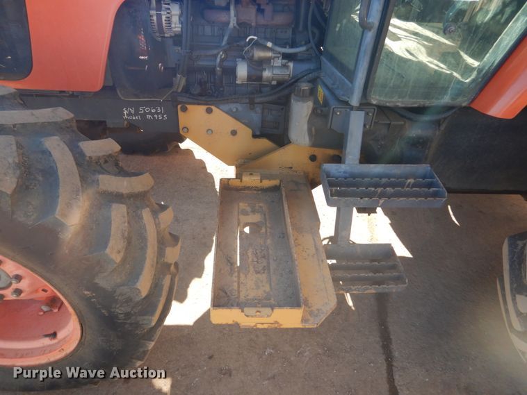 image for item HS9958 Kubota M95S  MFWD tractor