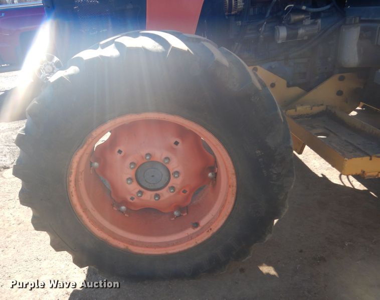 image for item HS9958 Kubota M95S  MFWD tractor