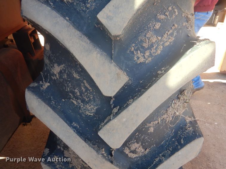 image for item HS9958 Kubota M95S  MFWD tractor