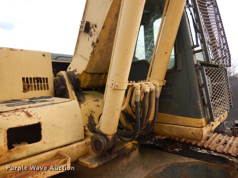 image for item HV9591 1998 Komatsu PC150LC  hydraulic excavator