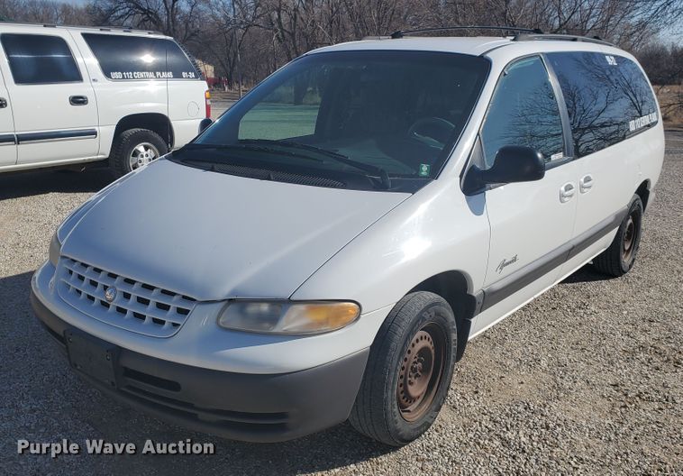 image for item HW9729 1999 Plymouth Grand Voyager SE  van