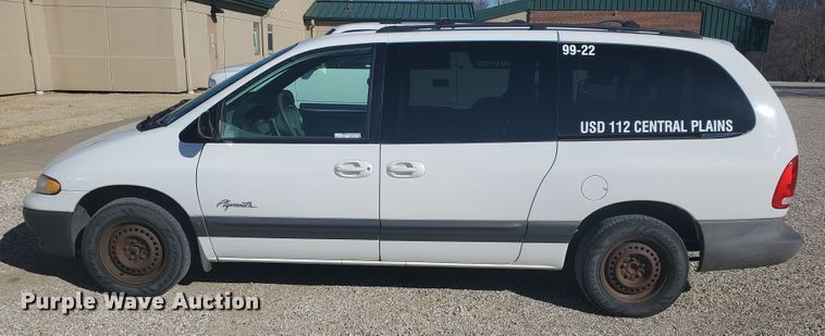 image for item HW9729 1999 Plymouth Grand Voyager SE  van