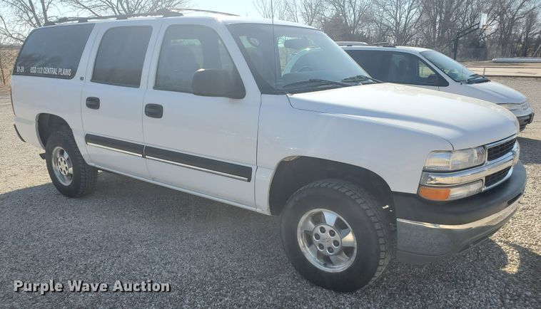 image for item HW9730 2001 Chevrolet Suburban C1500 LS  SUV