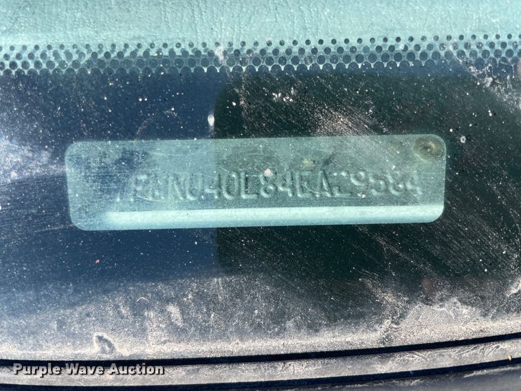 image for item HX9827 2004 Ford Excursion XLT  SUV