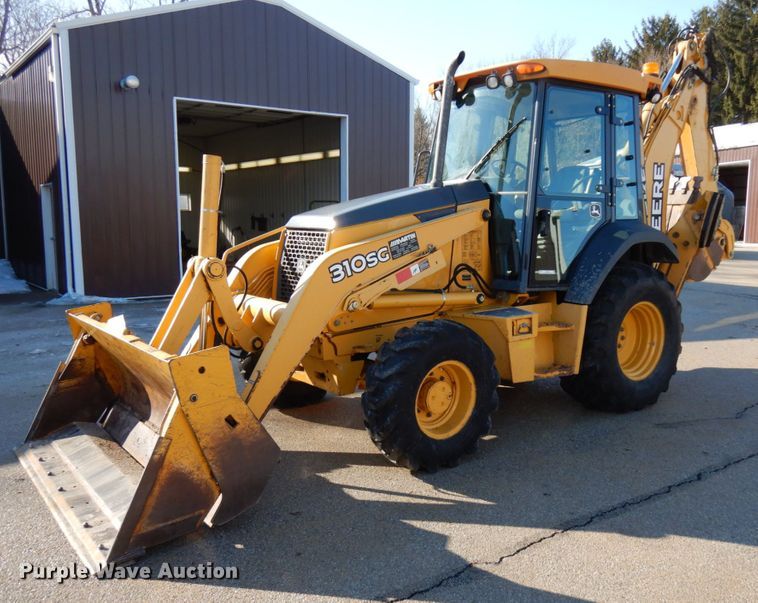 image for item IA9359 2006 John Deere 310SG  backhoe
