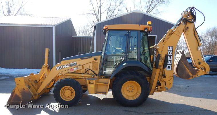 image for item IA9359 2006 John Deere 310SG  backhoe