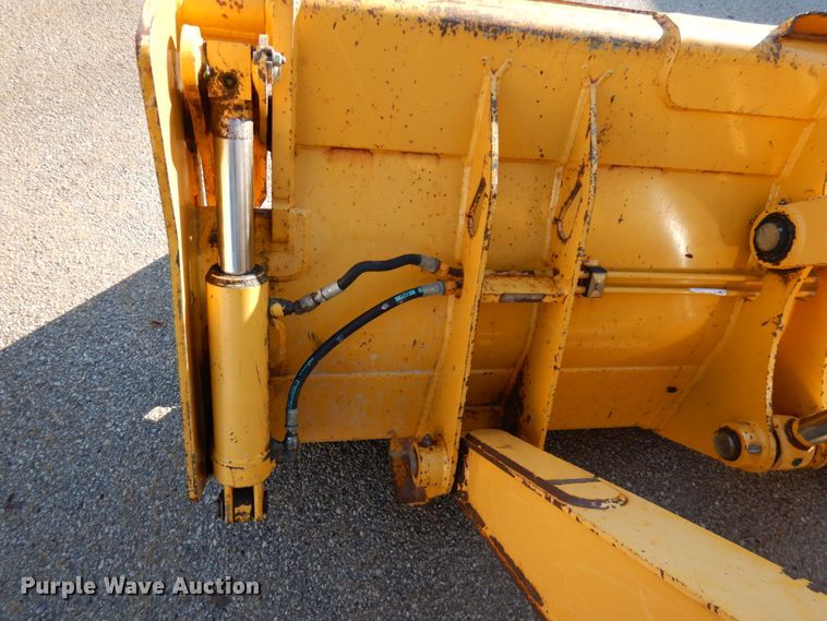 image for item IA9359 2006 John Deere 310SG  backhoe