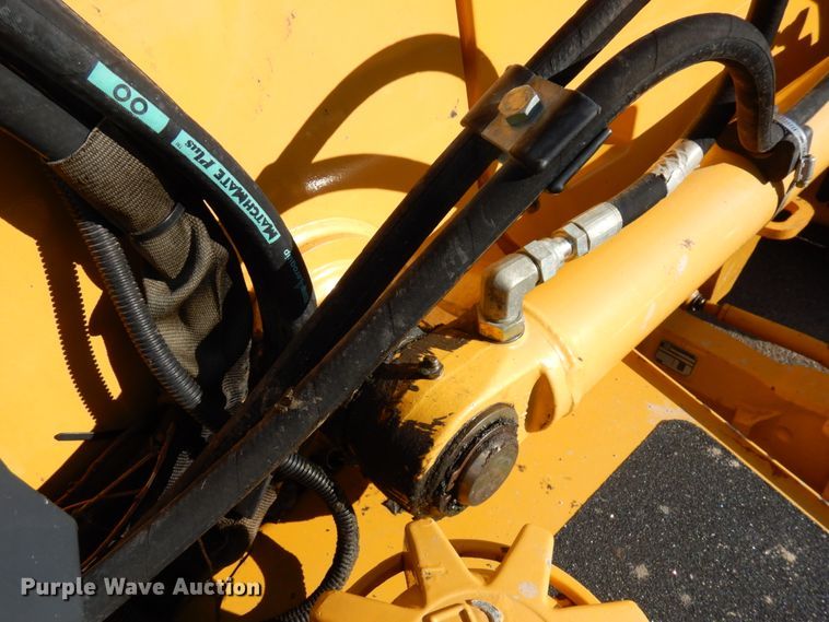 image for item IA9359 2006 John Deere 310SG  backhoe