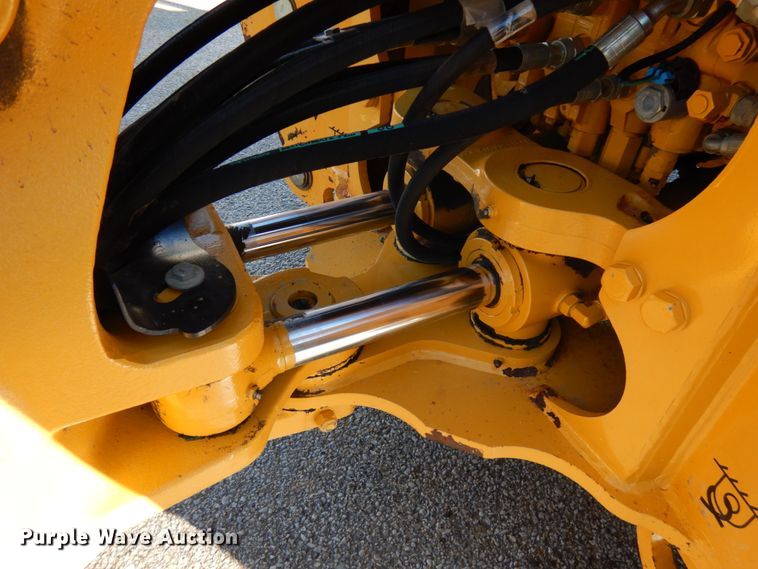 image for item IA9359 2006 John Deere 310SG  backhoe