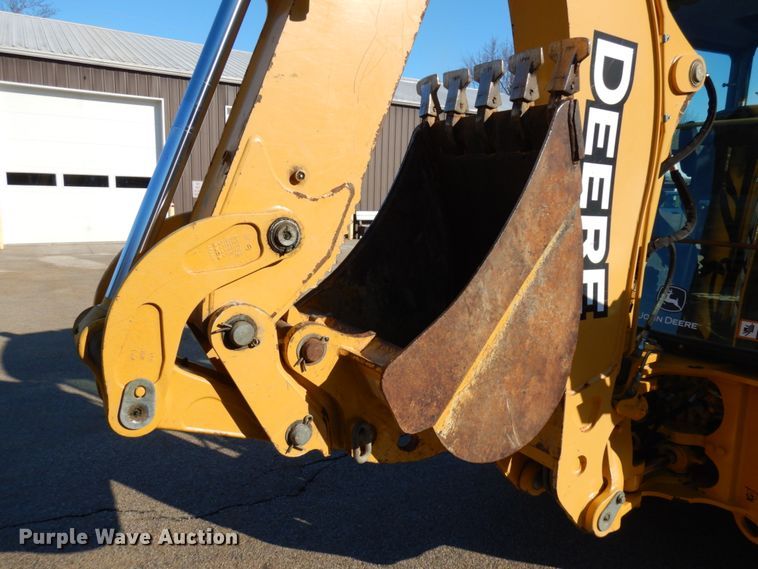 image for item IA9359 2006 John Deere 310SG  backhoe