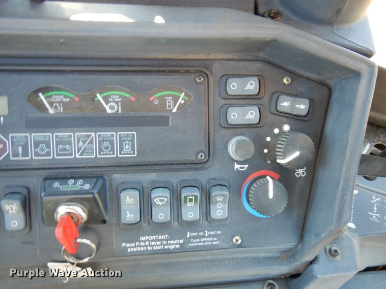 image for item IA9359 2006 John Deere 310SG  backhoe