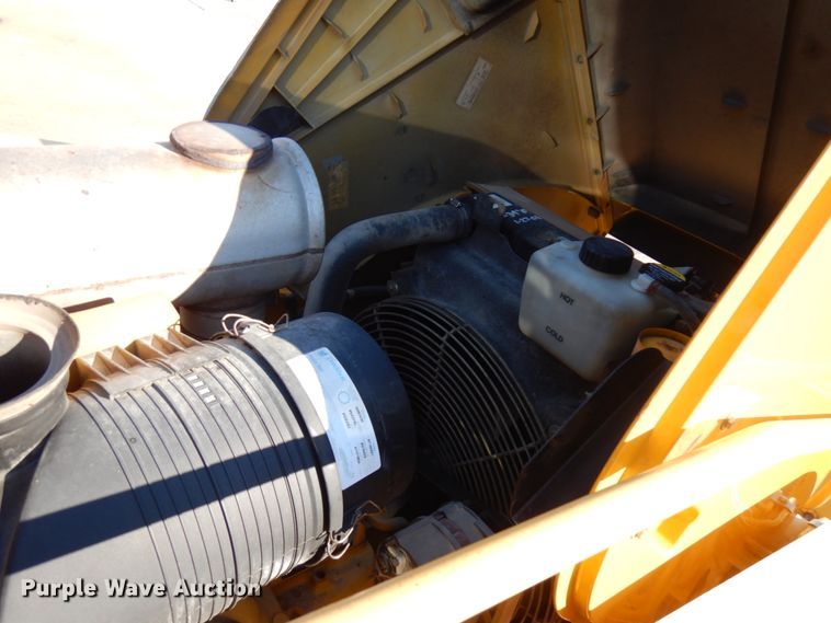 image for item IA9359 2006 John Deere 310SG  backhoe