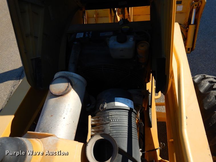 image for item IA9359 2006 John Deere 310SG  backhoe