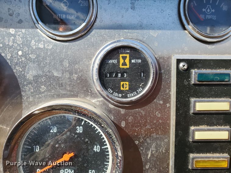 image for item IU9007 1985 Ford 800  pumper fire truck