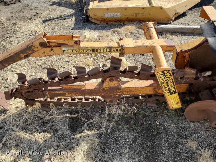 image for item IU9015 Case 25+4XP  trencher