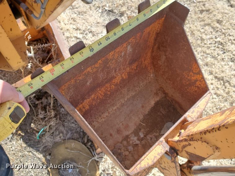 image for item IU9015 Case 25+4XP  trencher