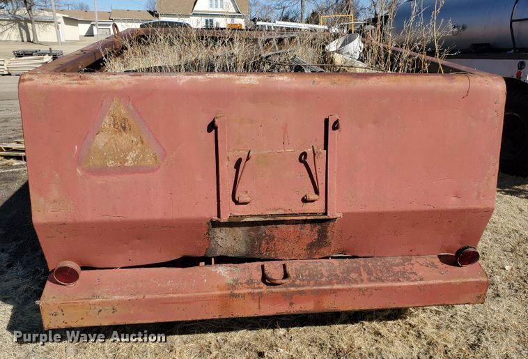 image for item IU9016 1956 International 300 Utility  combination roller