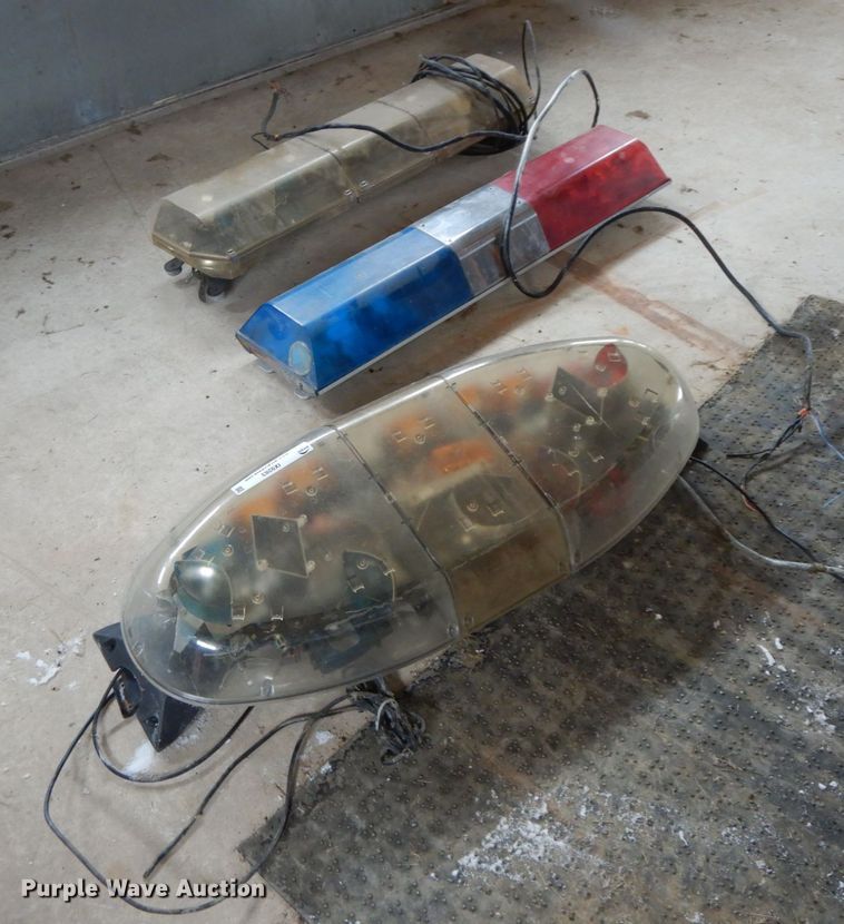 image for item IX9283 (3) lightbars