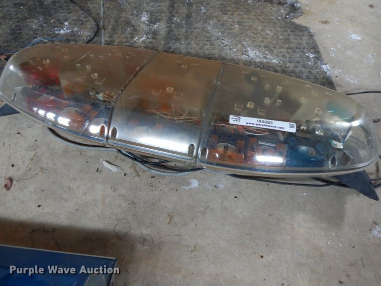 image for item IX9283 (3) lightbars