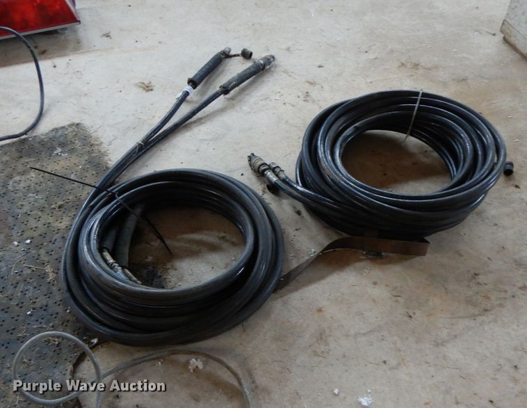 image for item IX9285 (2) hydraulic hoses