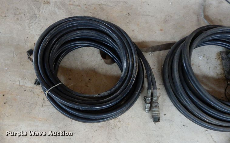 image for item IX9285 (2) hydraulic hoses