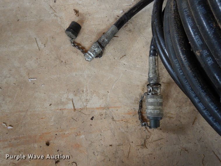 image for item IX9285 (2) hydraulic hoses