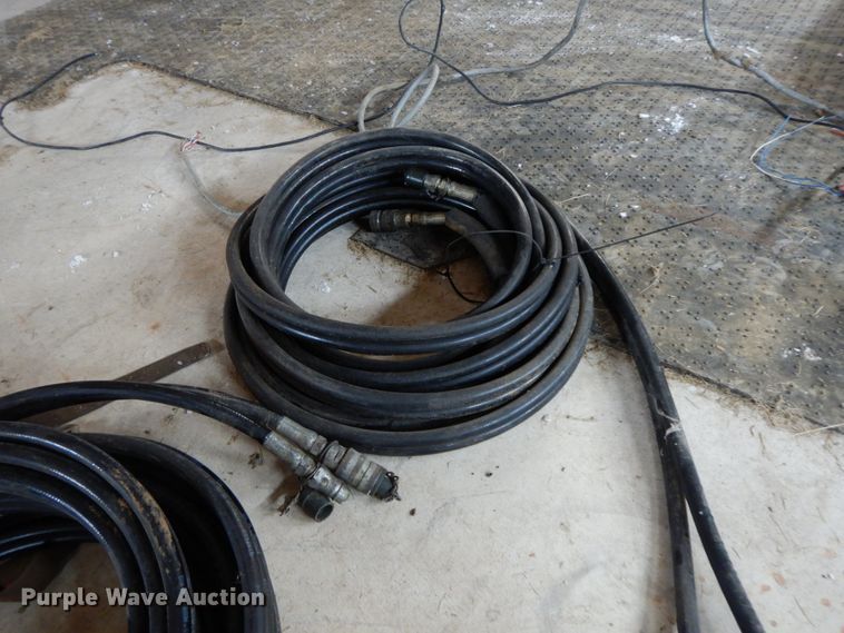image for item IX9285 (2) hydraulic hoses