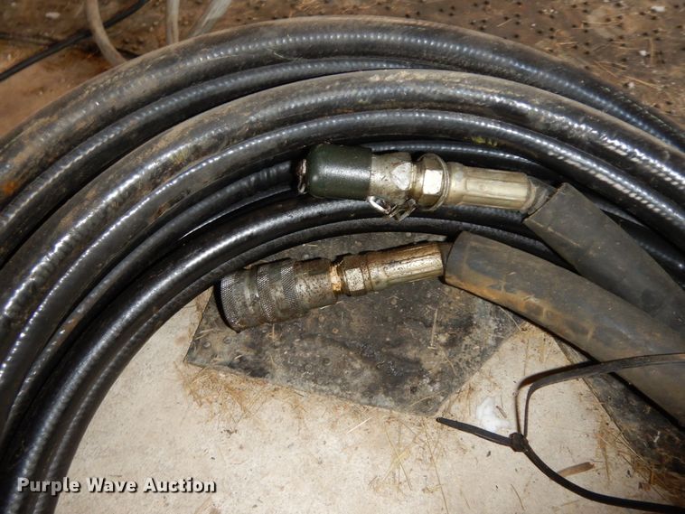 image for item IX9285 (2) hydraulic hoses
