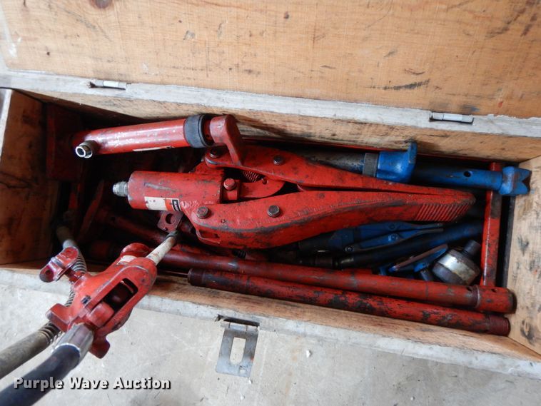 image for item IX9286 Porta-power power unit