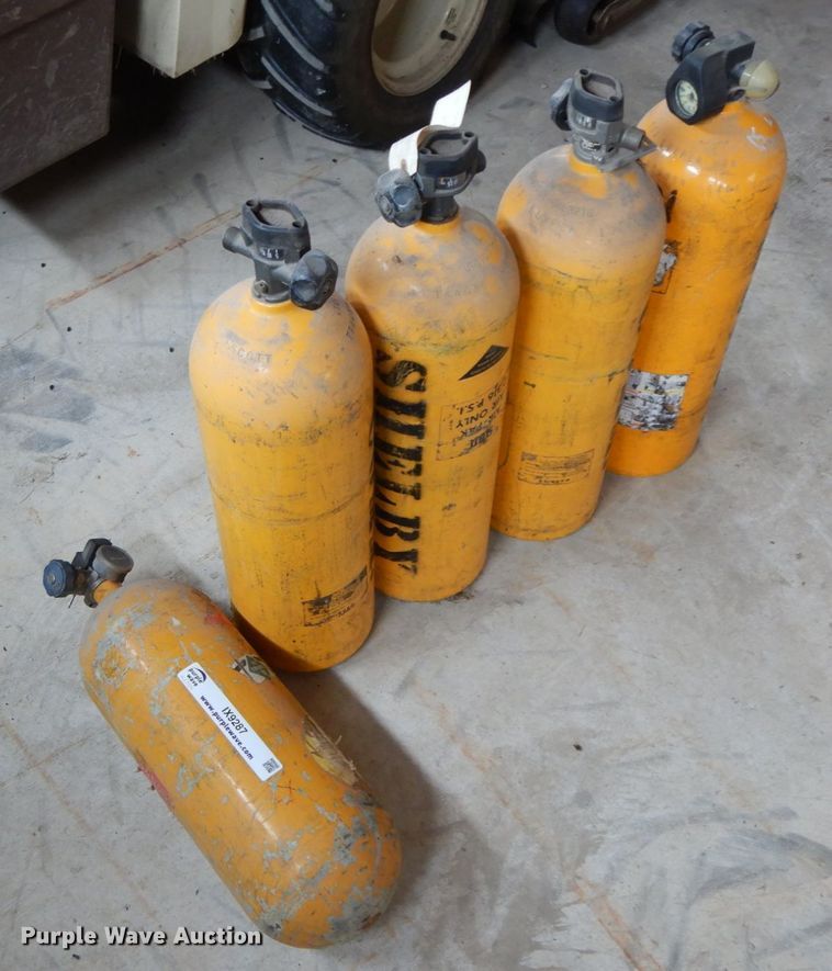 image for item IX9287 (5) air bottles