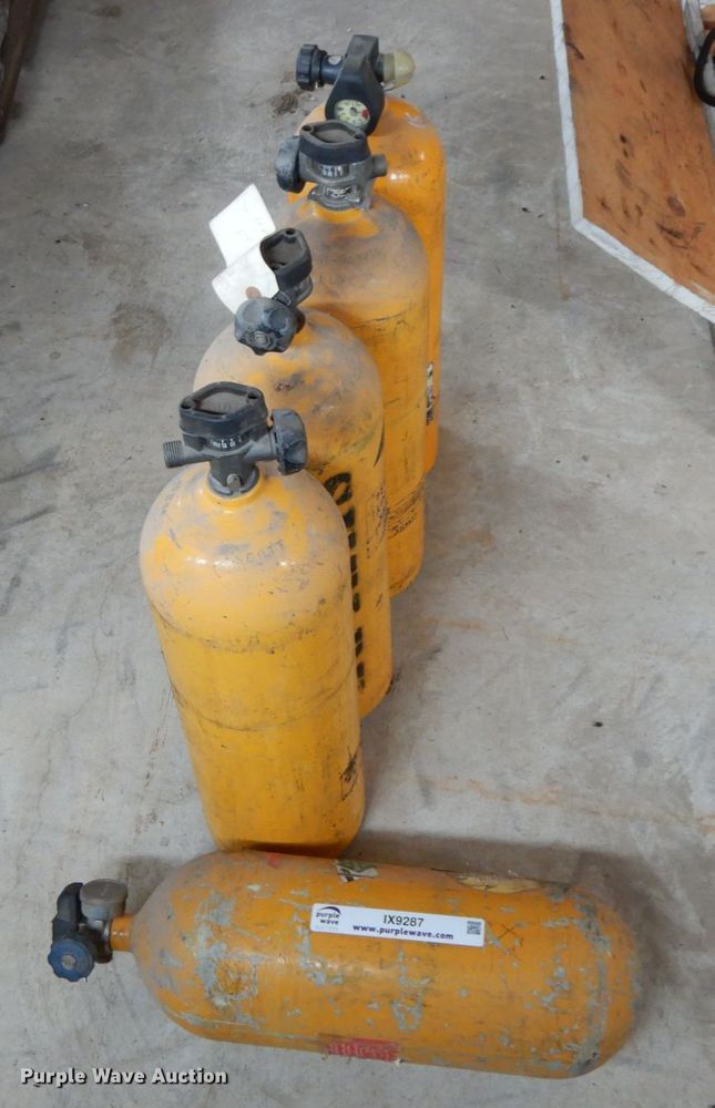 image for item IX9287 (5) air bottles