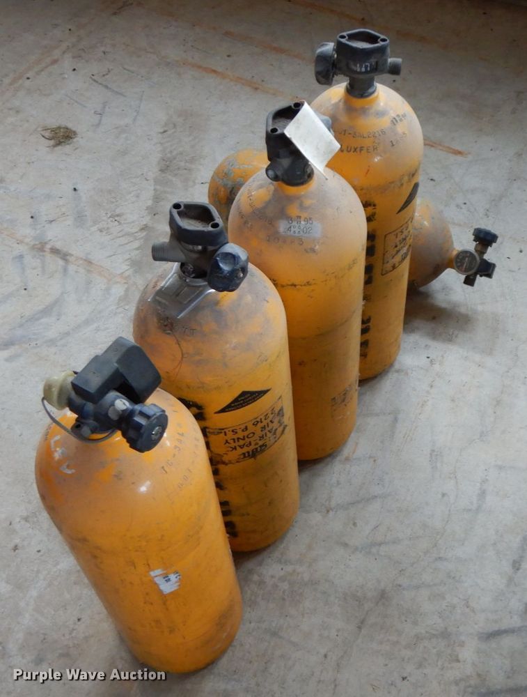 image for item IX9287 (5) air bottles