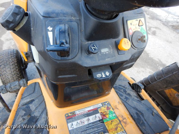 image for item IX9293 Cub Cadet XT2  lawn mower