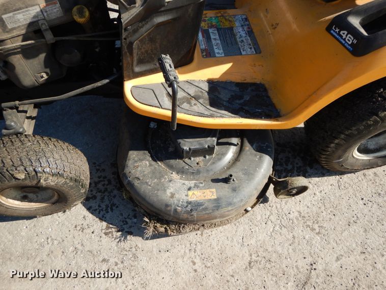 image for item IX9293 Cub Cadet XT2  lawn mower