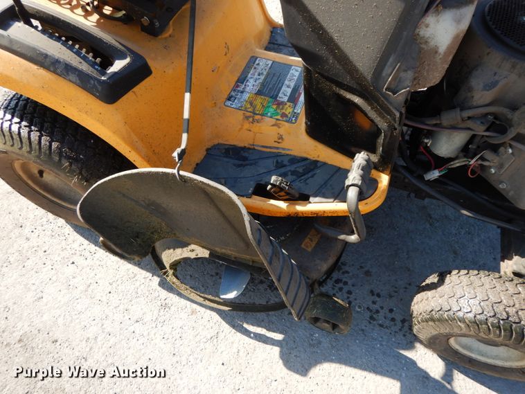 image for item IX9293 Cub Cadet XT2  lawn mower