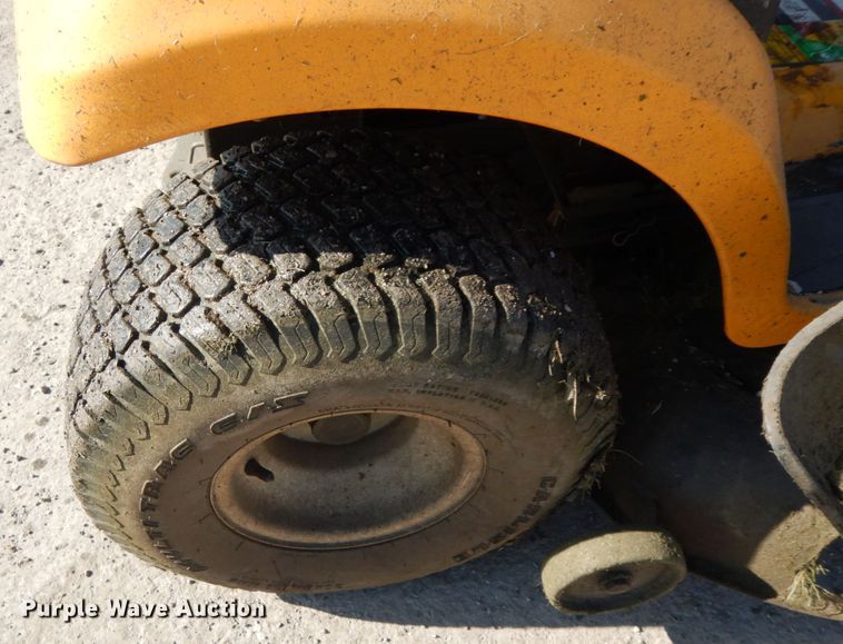 image for item IX9293 Cub Cadet XT2  lawn mower