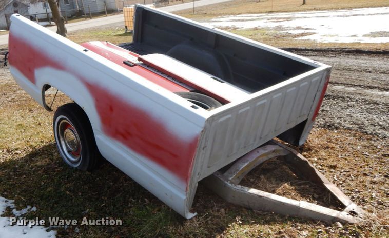 image for item IX9296 Chevrolet pickup truck bed